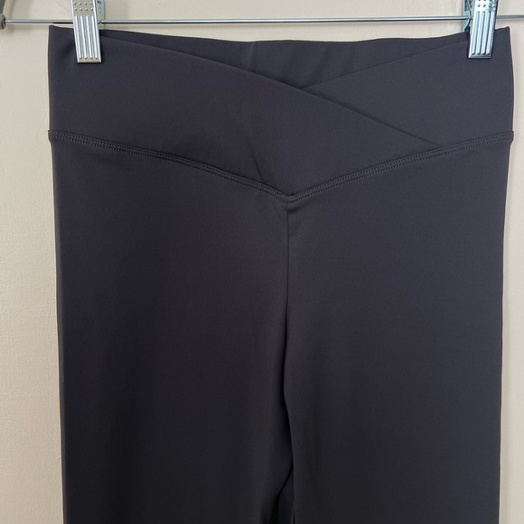 Express Womens High Waisted Crossover Activewear Gray Yoga Leggings Slim Fit XS - Picture 8 of 16